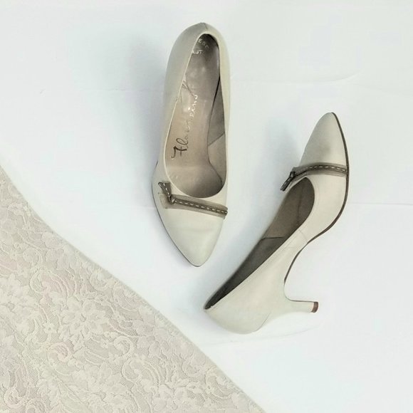 FIND THESE BEAUTIES & SO MUCH MORE IN MY CLOSET! - Picture 3 of 5